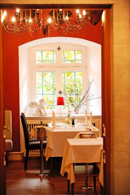 Hotel Rottele's Restaurant & Residenz 4*